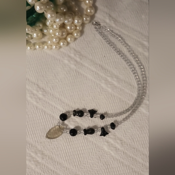 Lovely Beaded Necklace Beautiful Necklace - Picture 1 of 16